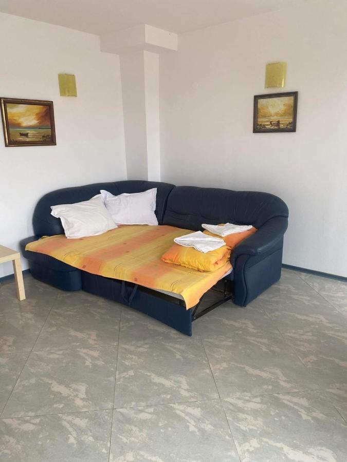 Apartment Safo And
