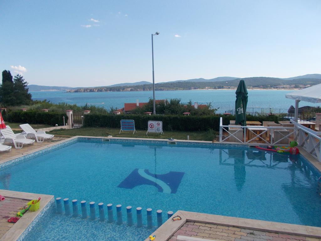 Safo And Sozopol